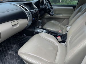 รถบ้าน รถมือสอง Mitsubishi Pajero Sport 2.5 2WD รุ่น GT เกียร์ Auto ปี 2010 โดย หญิงรถบ้าน รถมือสองขอนแก่น ราคาถูก ผ่อนสบาย