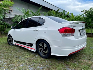 รถบ้าน รถมือสอง Honda City 1.5 i-VTEC รุ่น S เกียร์ Auto ปี 2010  โดย หญิงรถบ้าน รถมือสองขอนแก่น ราคาถูก ผ่อนสบาย
