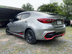 รถบ้าน รถมือสอง Mazda2 Sedan 1.3 SkyActiv-G เกียร์ Auto ปี 2015 โดย หญิงรถบ้าน รถมือสองขอนแก่น ราคาถูก ผ่อนสบาย