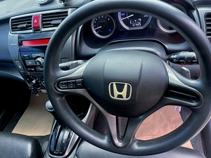 รถบ้าน รถมือสอง Honda City 1.5 i-VTEC รุ่น SV เกียร์ Auto ปี 2012 โดย หญิงรถบ้าน รถมือสองขอนแก่น ราคาถูก ผ่อนสบาย