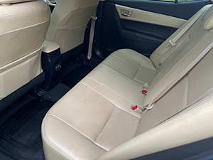 รถบ้าน รถมือสอง Toyota Corolla Altis 1.6 รุ่น G เกียร์ Auto ปี 2017 โดย หญิงรถบ้าน รถมือสองขอนแก่น ราคาถูก ผ่อนสบาย
