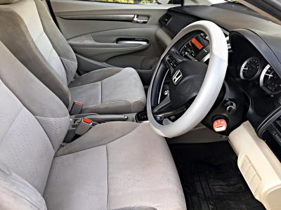 รถบ้าน รถมือสอง Honda City 1.5 i-VTEC รุ่น V(AS) เกียร์ ​Auto ปี 2012  โดย หญิงรถบ้าน รถมือสองขอนแก่น ราคาถูก ผ่อนสบาย