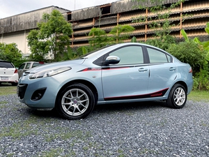 รถบ้าน รถมือสอง Mazda 2 1.5 Elegance Maxx เกียร์ Auto ปี 2010  โดย หญิงรถบ้าน รถมือสองขอนแก่น ราคาถูก ผ่อนสบาย