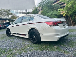 รถบ้าน รถมือสอง Honda Accord 2.4 i-VTEC รุ่น E เกียร์ Auto ปี 2011 โดย หญิงรถบ้าน รถมือสองขอนแก่น ราคาถูก ผ่อนสบาย