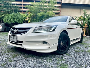 รถบ้าน รถมือสอง Honda Accord 2.4 i-VTEC รุ่น E เกียร์ Auto ปี 2011 โดย หญิงรถบ้าน รถมือสองขอนแก่น ราคาถูก ผ่อนสบาย