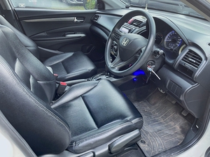 รถบ้าน รถมือสอง Honda City 1.5 i-VTEC รุ่น SV เกียร์ Auto ปี 2012 โดย หญิงรถบ้าน รถมือสองขอนแก่น ราคาถูก ผ่อนสบาย