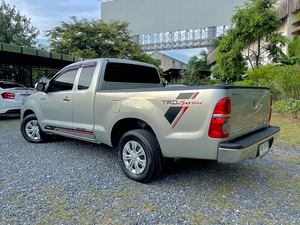 รถบ้าน รถมือสอง Toyota Hilux Vigo Champ Smart CAB 2.5 รุ่น J  ปี 2011 โดย หญิงรถบ้าน รถมือสองขอนแก่น ราคาถูก ผ่อนสบาย