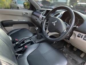 รถบ้าน รถมือสอง Mitsubishi Triton Plus 2.4 เบนซิล CNG Double CAB รุ่น GLS เกียร์ MT ปี 2012 โดย หญิงรถบ้าน รถมือสองขอนแก่น ราคาถูก ผ่อนสบาย