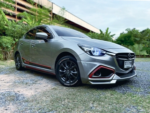 รถบ้าน รถมือสอง Mazda2 Sedan 1.3 SkyActiv-G  High Connect รุ่น Top สุด เกียร์ Auto ปี 2017 โดย หญิงรถบ้าน รถมือสองขอนแก่น ราคาถูก ผ่อนสบาย