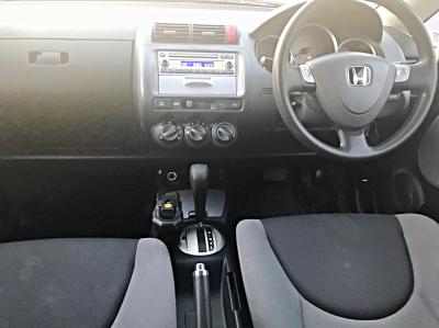 รถบ้าน รถมือสอง Honda Jazz 1.5 i-DSI รุ่น E เกียร์ ​Auto ปี 2548 โดย หญิงรถบ้าน รถมือสองขอนแก่น ราคาถูก ผ่อนสบาย