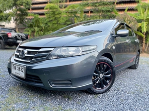 รถบ้าน รถมือสอง Honda City 1.5 i-VTEC รุ่น V เกียร์ Auto ปี 2013 โดย หญิงรถบ้าน รถมือสองขอนแก่น ราคาถูก ผ่อนสบาย