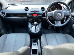 รถบ้าน รถมือสอง Mazda 2 1.5 Sport Groove เกียร์ Auto ปี 2012 โดย หญิงรถบ้าน รถมือสองขอนแก่น ราคาถูก ผ่อนสบาย