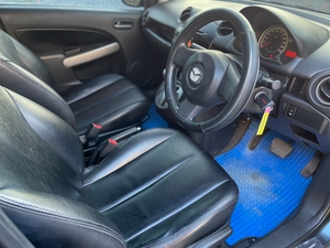 รถบ้าน รถมือสอง Mazda2 1.5 Elegance Groove เกียร์ Auto ปี 2012 โดย หญิงรถบ้าน รถมือสองขอนแก่น ราคาถูก ผ่อนสบาย