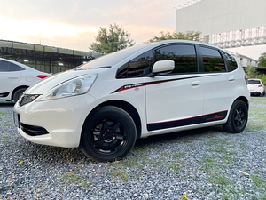 รถบ้าน รถมือสอง Honda Jazz 1.5 i-VTEC รุ่น V เกียร์ Auto ปี 2010 โดย หญิงรถบ้าน รถมือสองขอนแก่น ราคาถูก ผ่อนสบาย