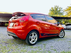 รถบ้าน รถมือสอง Ford Fiesta 1.5 S Sport เกียร์ Auto ปี 2013 โดย หญิงรถบ้าน รถมือสองขอนแก่น ราคาถูก ผ่อนสบาย