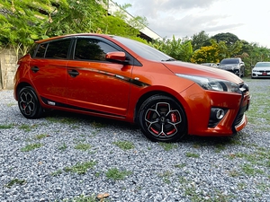 รถบ้าน รถมือสอง Toyota Yaris 1.2 รุ่น J เกียร์ Auto ปี 2015  โดย หญิงรถบ้าน รถมือสองขอนแก่น ราคาถูก ผ่อนสบาย
