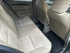 รถบ้าน รถมือสอง Honda City 1.5 i-VTEC รุ่น V เกียร์ MT ปี 2011 โดย หญิงรถบ้าน รถมือสองขอนแก่น ราคาถูก ผ่อนสบาย