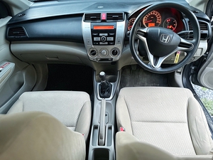 รถบ้าน รถมือสอง Honda City 1.5 i-VTEC รุ่น V เกียร์ MT ปี 2011 โดย หญิงรถบ้าน รถมือสองขอนแก่น ราคาถูก ผ่อนสบาย