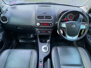 รถบ้าน รถมือสอง MG3 Hatchback 1.5 รุ่น X Sunroof เกียร์ Auto ปี 2015 โดย หญิงรถบ้าน รถมือสองขอนแก่น ราคาถูก ผ่อนสบาย