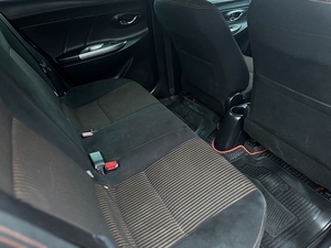 รถบ้าน รถมือสอง Toyota Yaris 1.2 รุ่น G เกียร์ Auto ปี 2015 โดย หญิงรถบ้าน รถมือสองขอนแก่น ราคาถูก ผ่อนสบาย