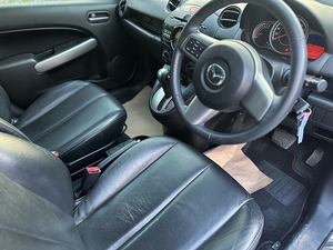 รถบ้าน รถมือสอง Mazda 2 1.5 Sports Spirit เกียร์ Auto ปี 2012  โดย หญิงรถบ้าน รถมือสองขอนแก่น ราคาถูก ผ่อนสบาย