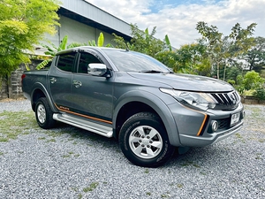 รถบ้าน รถมือสอง Mitsubishi Triton Plus Double Cab 2.4 GLX เกียร์ MT ปี 2017 โดย หญิงรถบ้าน รถมือสองขอนแก่น ราคาถูก ผ่อนสบาย
