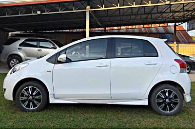 รถบ้าน รถมือสอง Toyota Yaris 1.5 รุ่น E เกียร์ ​Auto ปี 2011 โดย หญิงรถบ้าน รถมือสองขอนแก่น ราคาถูก ผ่อนสบาย