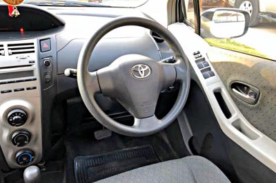 รถบ้าน รถมือสอง Toyota Yaris 1.5 รุ่น E เกียร์ ​Auto ปี 2011 โดย หญิงรถบ้าน รถมือสองขอนแก่น ราคาถูก ผ่อนสบาย