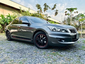 รถบ้าน รถมือสอง Honda Accord 2.0 i-VTEC รุ่น EL เกียร์ Auto ปี 2010 โดย หญิงรถบ้าน รถมือสองขอนแก่น ราคาถูก ผ่อนสบาย
