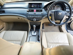 รถบ้าน รถมือสอง Honda Accord 2.0 i-VTEC รุ่น EL เกียร์ Auto ปี 2010 โดย หญิงรถบ้าน รถมือสองขอนแก่น ราคาถูก ผ่อนสบาย