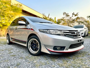 รถบ้าน รถมือสอง Honda City 1.5 i-VTEC รุ่น SV เกียร์ Auto ปี 2013  โดย หญิงรถบ้าน รถมือสองขอนแก่น ราคาถูก ผ่อนสบาย