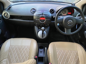 รถบ้าน รถมือสอง Mazda 2 1.5 Elegance Groove เกียร์ Auto ปี 2010 โดย หญิงรถบ้าน รถมือสองขอนแก่น ราคาถูก ผ่อนสบาย