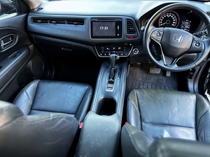 รถบ้าน รถมือสอง Honda HR-V 1.8 รุ่น E  ปี 2015 โดย หญิงรถบ้าน รถมือสองขอนแก่น ราคาถูก ผ่อนสบาย
