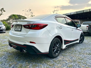 รถบ้าน รถมือสอง Mazda2 Sedan 1.3 SkyActiv-G เกียร์ Auto ปี 2017 โดย หญิงรถบ้าน รถมือสองขอนแก่น ราคาถูก ผ่อนสบาย