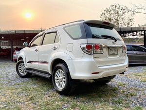 รถบ้าน รถมือสอง Toyota Fortuner 2.5 G VN Turbo เกียร์ M/T 2WD ปี 2012 โดย หญิงรถบ้าน รถมือสองขอนแก่น ราคาถูก ผ่อนสบาย