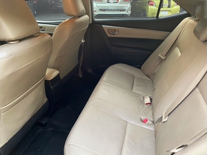 รถบ้าน รถมือสอง Toyota Corolla Altis 1.6 รุ่น G เกียร์ Auto ปี 2014 โดย หญิงรถบ้าน รถมือสองขอนแก่น ราคาถูก ผ่อนสบาย