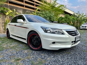 รถบ้าน รถมือสอง Honda Accord 2.0 i-VTEC รุ่น EL เกียร์ Auto ปี 2012 โดย หญิงรถบ้าน รถมือสองขอนแก่น ราคาถูก ผ่อนสบาย