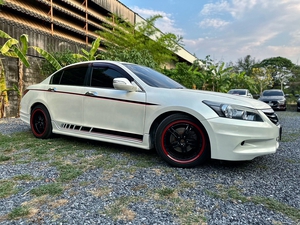 รถบ้าน รถมือสอง Honda Accord 2.0 i-VTEC รุ่น EL เกียร์ Auto ปี 2012 โดย หญิงรถบ้าน รถมือสองขอนแก่น ราคาถูก ผ่อนสบาย