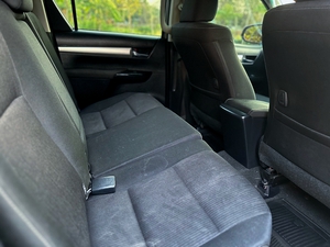 รถบ้าน รถมือสอง Toyota Hilux Revo Double Cab 2.4 รุ่น E เกียร์ Auto ปี 2018 โดย หญิงรถบ้าน รถมือสองขอนแก่น ราคาถูก ผ่อนสบาย