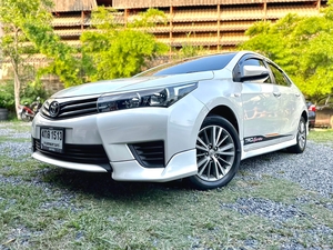 รถบ้าน รถมือสอง Toyota Corolla Altis 1.8 รุ่น E เกียร์ Auto ปี 2014 โดย หญิงรถบ้าน รถมือสองขอนแก่น ราคาถูก ผ่อนสบาย
