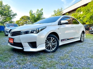 รถบ้าน รถมือสอง Toyota Corolla Altis 1.8 รุ่น E เกียร์ Auto ปี 2014 โดย หญิงรถบ้าน รถมือสองขอนแก่น ราคาถูก ผ่อนสบาย