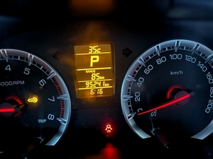 รถบ้าน รถมือสอง Suzuki Swift 1.2 รุ่น RX เกียร์ Auto ปี 2015 โดย หญิงรถบ้าน รถมือสองขอนแก่น ราคาถูก ผ่อนสบาย