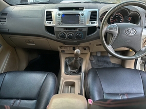 รถบ้าน รถมือสอง Toyota Hilux Vigo Champ Prerunner Double Cab 3.0 รุ่น G เกียร์ M/T ปี 2013 โดย หญิงรถบ้าน รถมือสองขอนแก่น ราคาถูก ผ่อนสบาย