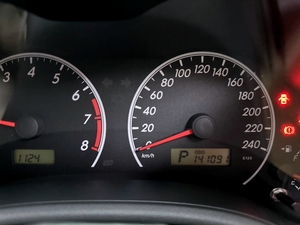 รถบ้าน รถมือสอง Toyota Corolla Altis 1.6 รุ่น E เกียร์ Auto ปี 2011 โดย หญิงรถบ้าน รถมือสองขอนแก่น ราคาถูก ผ่อนสบาย