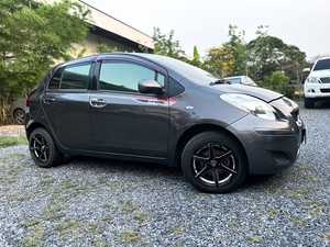 รถบ้าน รถมือสอง Toyota Yaris 1.5 รุ่น E เกียร์ M/T ปี 2012 โดย หญิงรถบ้าน รถมือสองขอนแก่น ราคาถูก ผ่อนสบาย