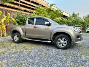 รถบ้าน รถมือสอง ISUZU D-MAX Hi-lander Space Cab 2.5 Z Ddi ปี 2012 เกียร์ MT โดย หญิงรถบ้าน รถมือสองขอนแก่น ราคาถูก ผ่อนสบาย