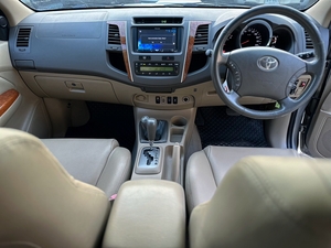 รถบ้าน รถมือสอง Toyota Fortuner 3.0 V เกียร์ Auto 4WD ปี 2010 โดย หญิงรถบ้าน รถมือสองขอนแก่น ราคาถูก ผ่อนสบาย