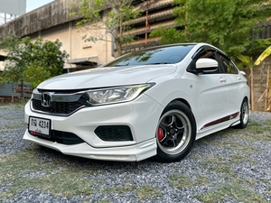 รถบ้าน รถมือสอง Honda City 1.5 i-VTEC รุ่น S เกียร์ Auto ปี 2017 โดย หญิงรถบ้าน รถมือสองขอนแก่น ราคาถูก ผ่อนสบาย