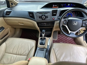 รถบ้าน รถมือสอง Honda Civic 1.8 i-VTEC รุ่น E เกียร์ Auto ปี 2013 โดย หญิงรถบ้าน รถมือสองขอนแก่น ราคาถูก ผ่อนสบาย