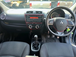 รถบ้าน รถมือสอง Mitsubishi Attrage 1.2 รุ่น GLX เกียร์ M/T ปี 2015 โดย หญิงรถบ้าน รถมือสองขอนแก่น ราคาถูก ผ่อนสบาย